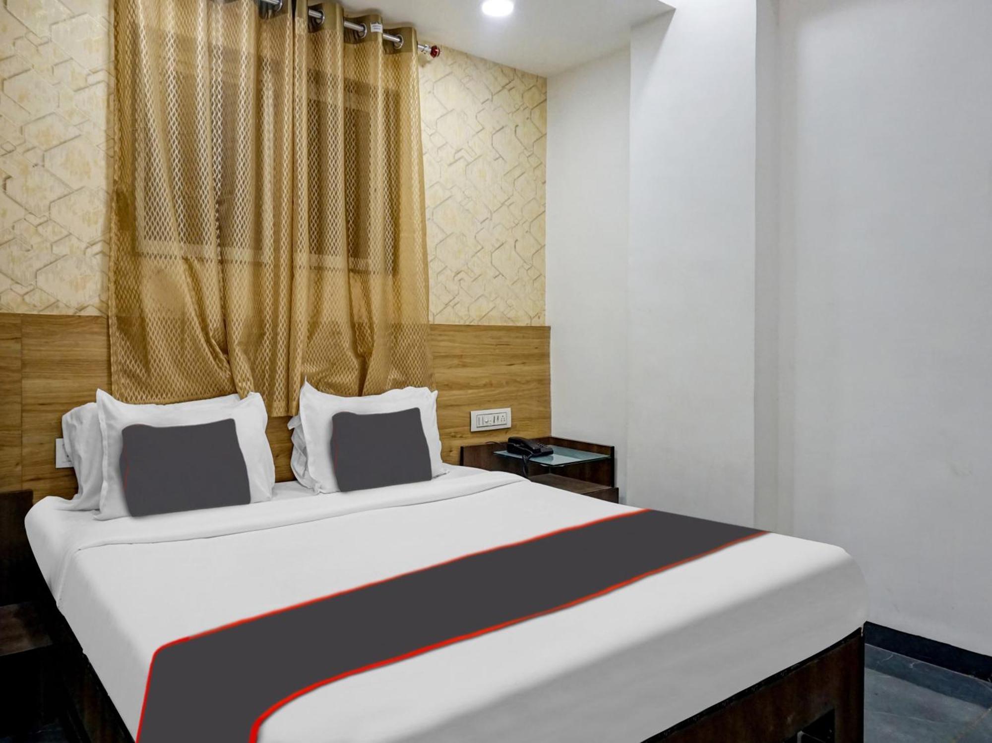 Collection O Galaxy Stay Pune Bagian luar foto